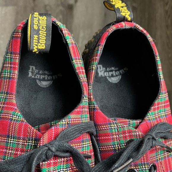 Dr. Martens Aldstud oxford shoe red tartan plaid pattern and gold stud - Picture 13 of 17